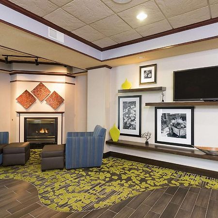 Hampton Inn Mount Pleasant Kültér fotó
