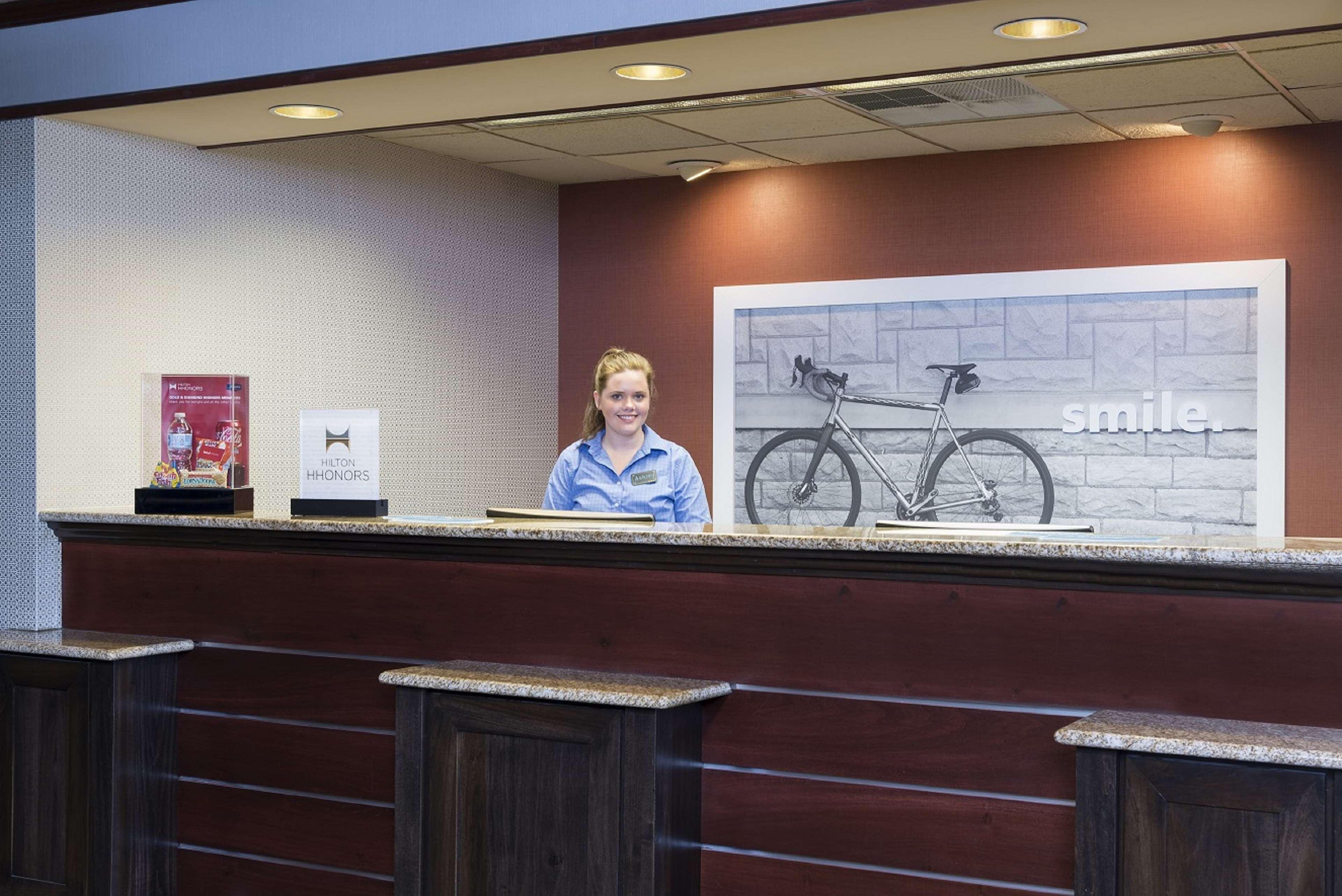 Hampton Inn Mount Pleasant Kültér fotó