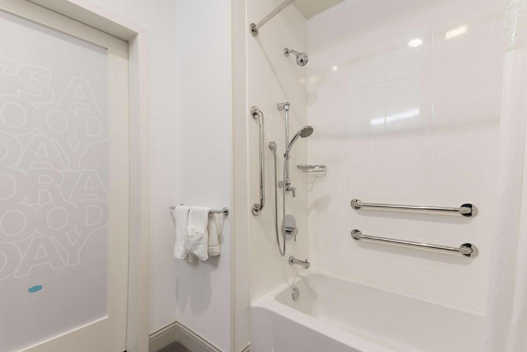 Hampton Inn Mount Pleasant Kültér fotó