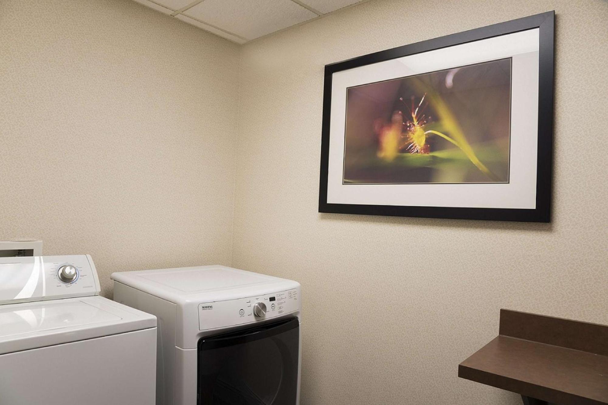 Hampton Inn Mount Pleasant Kültér fotó