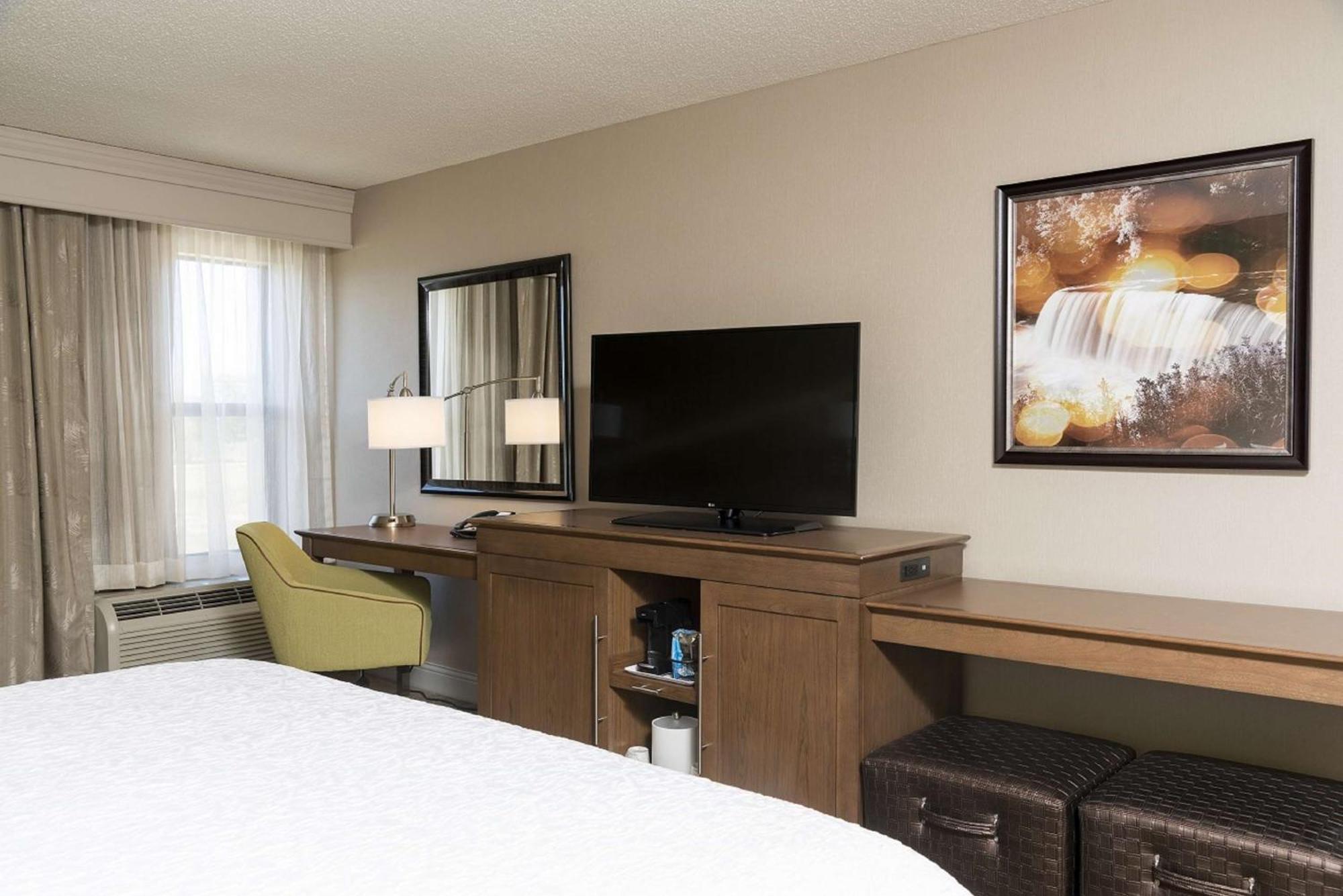 Hampton Inn Mount Pleasant Kültér fotó