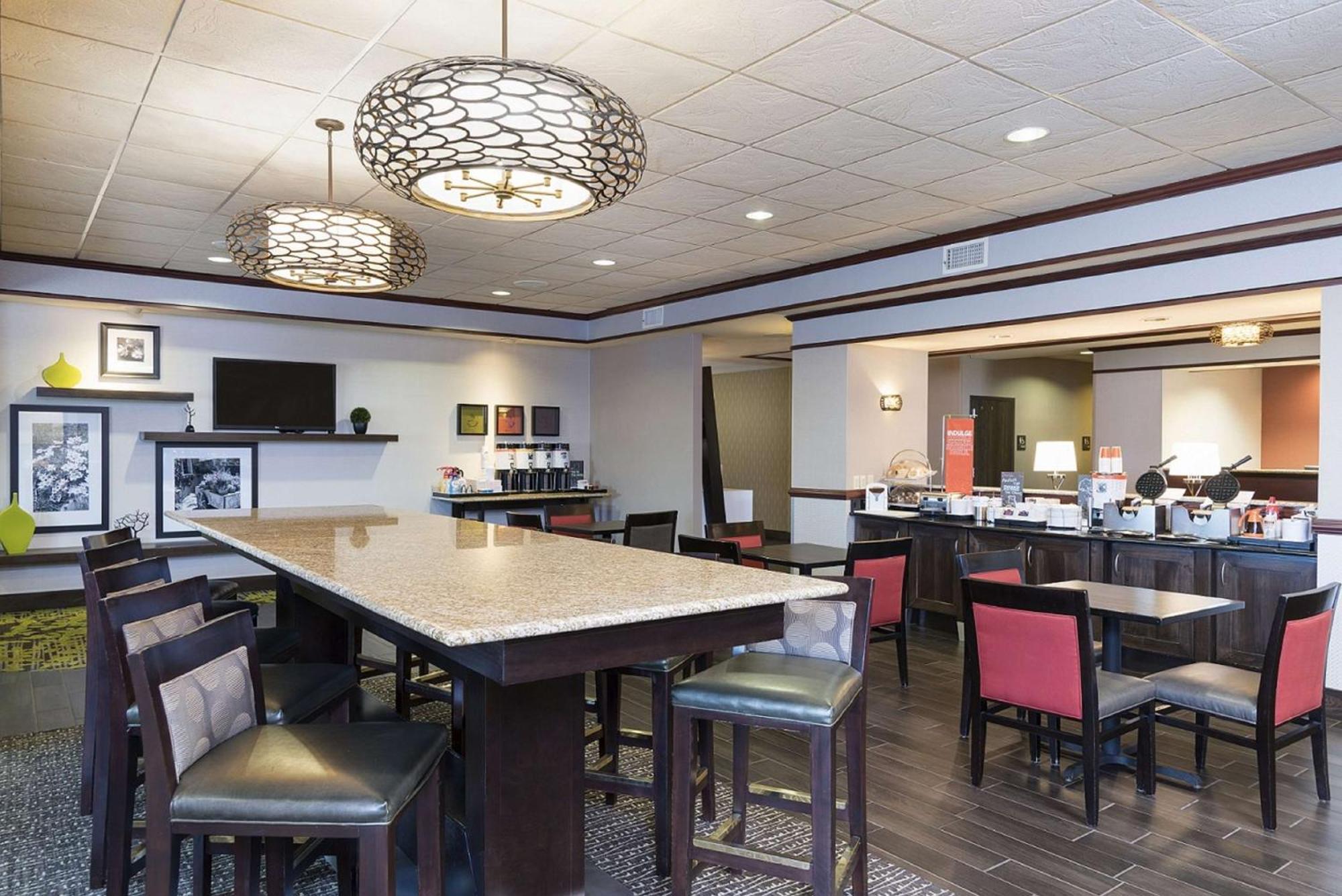 Hampton Inn Mount Pleasant Kültér fotó