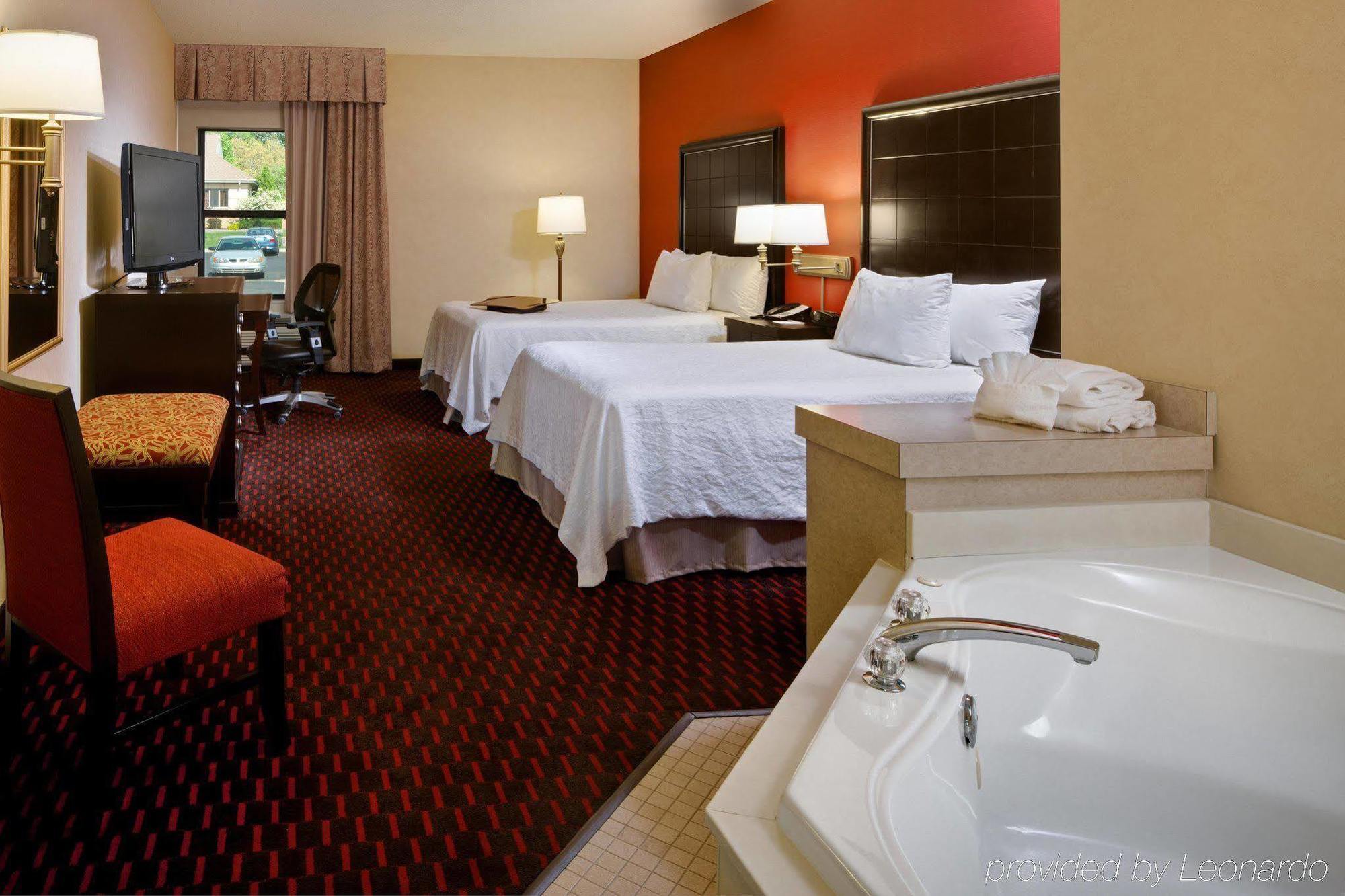 Hampton Inn Mount Pleasant Kültér fotó