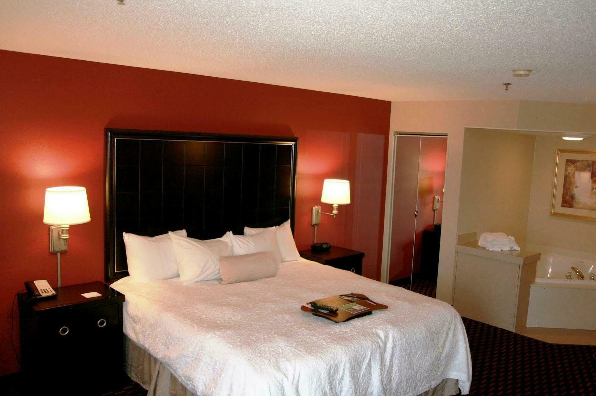 Hampton Inn Mount Pleasant Kültér fotó
