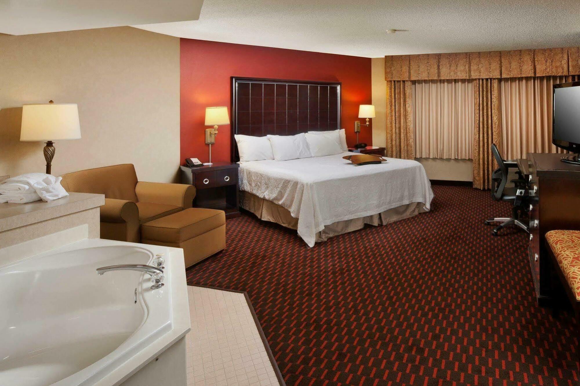Hampton Inn Mount Pleasant Kültér fotó